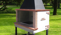 Vista laterale di un barbecue realizzato dalla ditta Fratelli Giannini